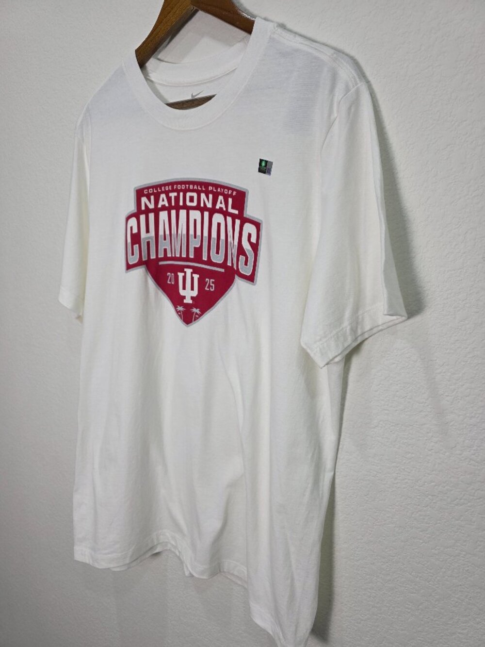 NWT Nike Indiana Hoosiers 2025 National Champions CFP Shirt Large - Picture 5 of 12